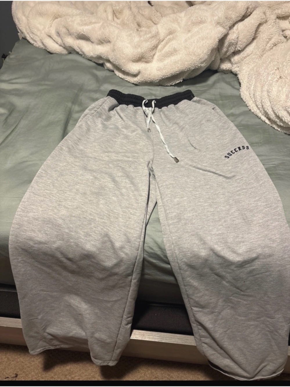 Gray 'Success' Logo Drawstring Sweatpants for Women